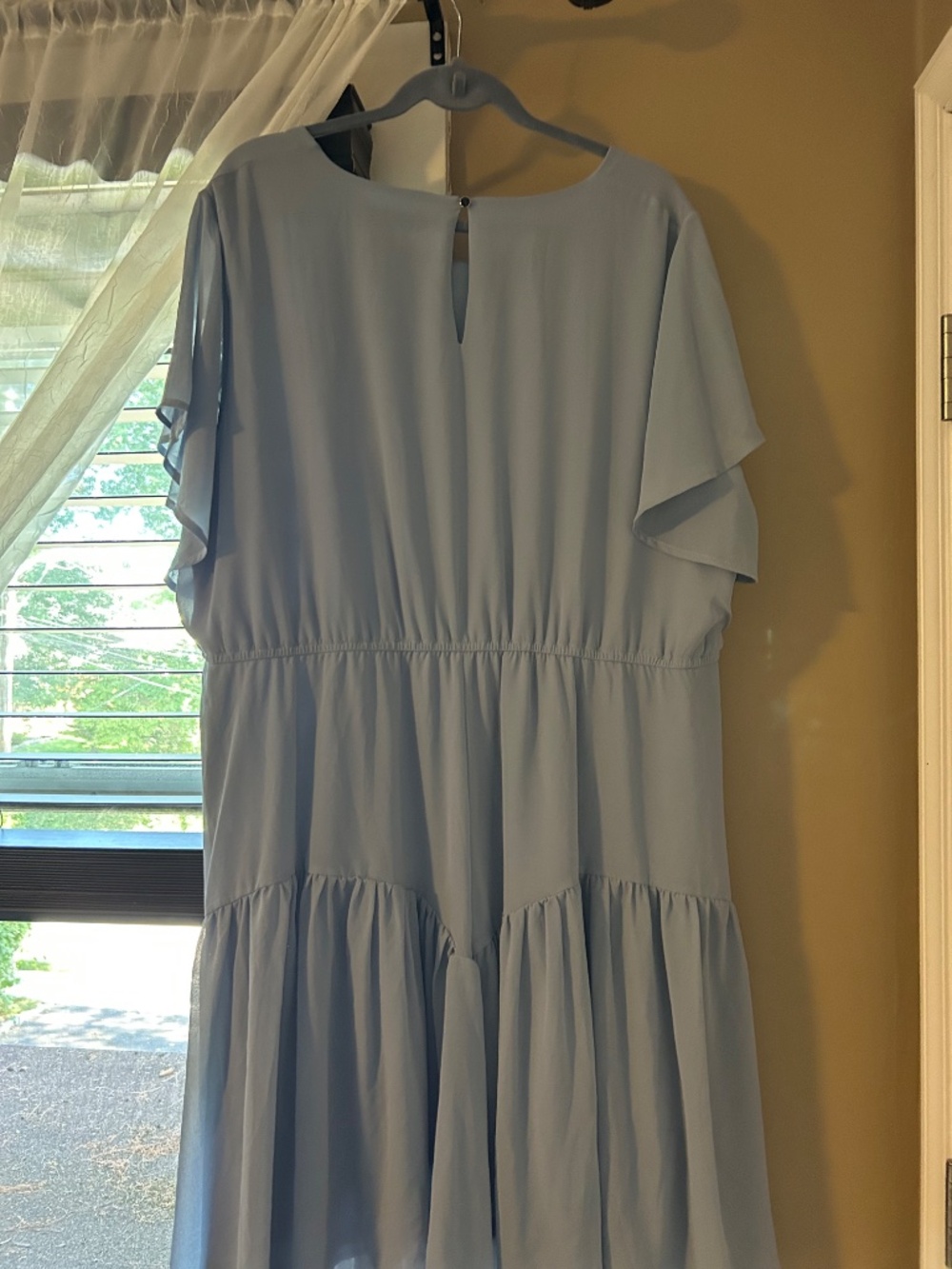 Dress - Picture 3 of 5